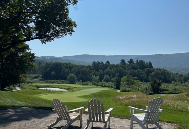Bunched Leaderboard at the Pro-Junior at Manchester Country Club 1